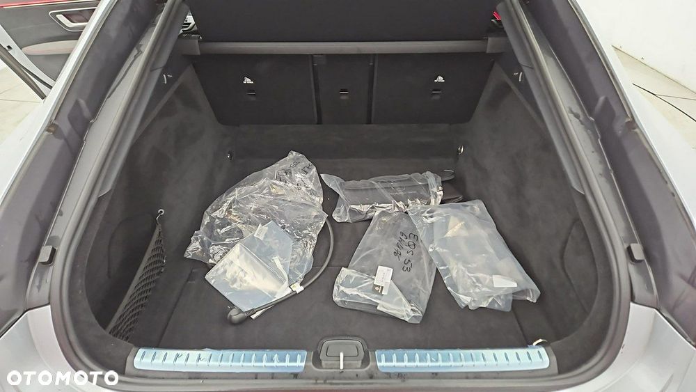 Mercedes-Benz EQS - 25