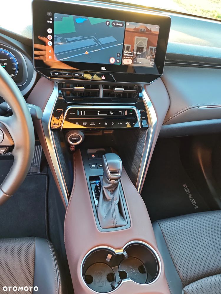 Toyota Venza - 19