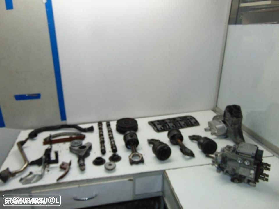 BMW E46 320D 136 CV algumas peças de motor - 1