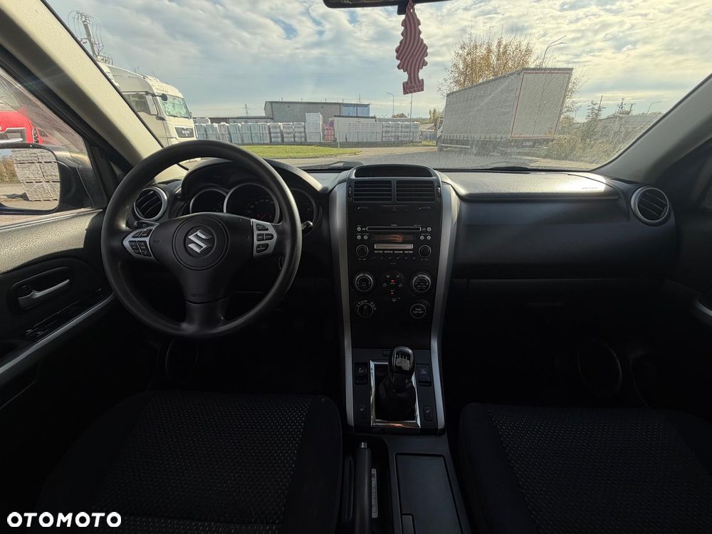 Suzuki Grand Vitara - 21