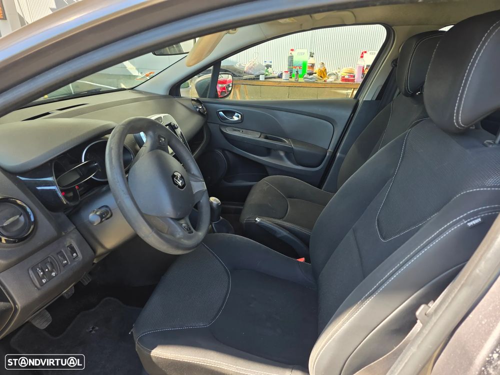 Renault Clio 1.5 dCi Dynamique S - 13