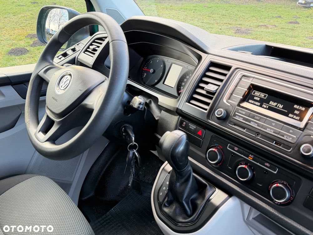 Volkswagen Transporter - 5