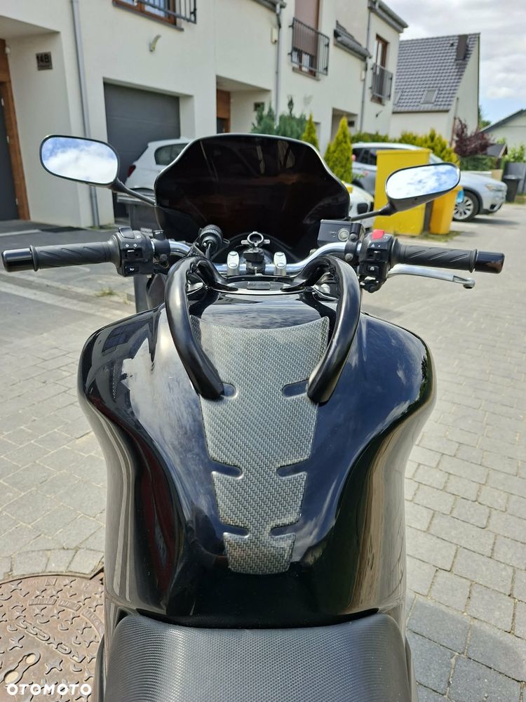 Suzuki SV - 7