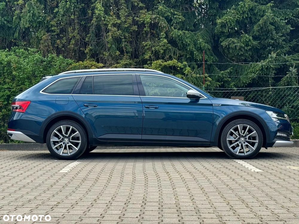 Skoda Superb 2.0 TDI SCR 4x4 Scout DSG - 26