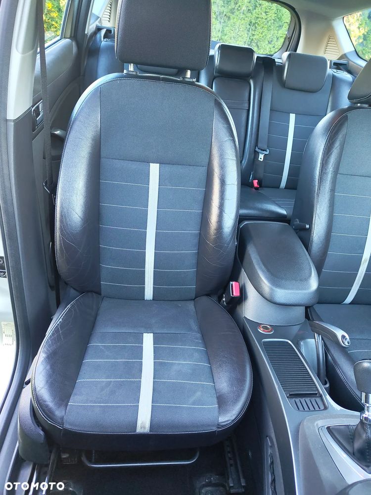 Ford Kuga 2.0 TDCi Titanium FWD - 30