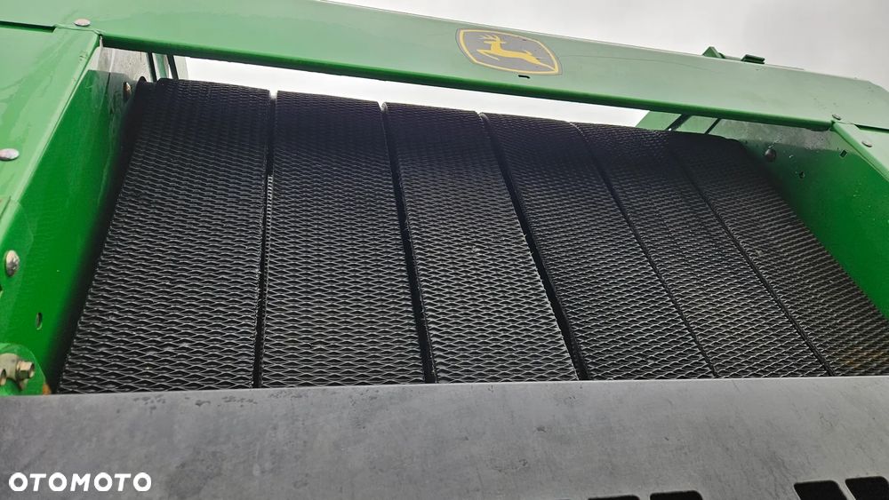 John Deere 592 - 7