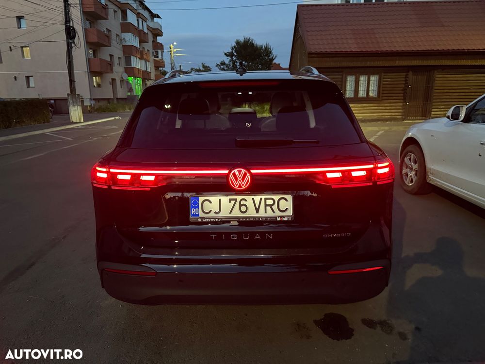 Volkswagen Tiguan - 13