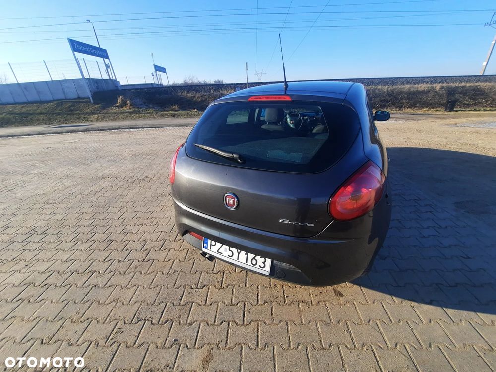 Fiat Bravo 1.4 T-JET 16V Dynamic - 3