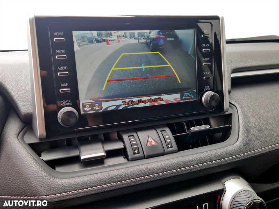 Toyota RAV4 - 24