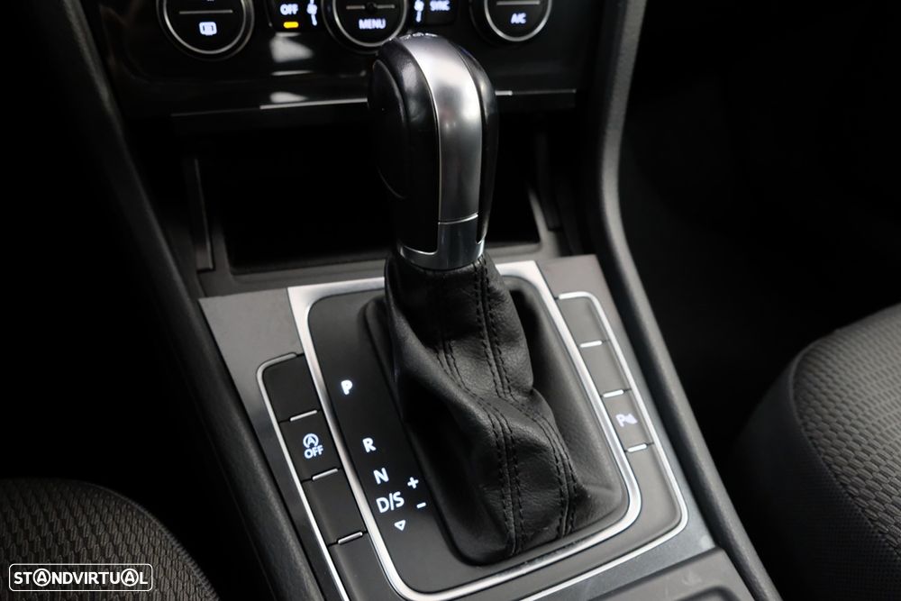 VW Golf 1.0 TSI BlueMotion DSG Comfortline - 14