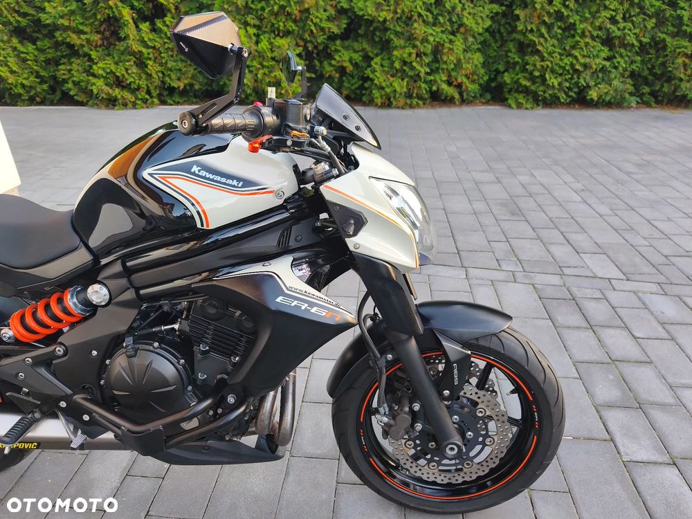 Kawasaki ER - 12