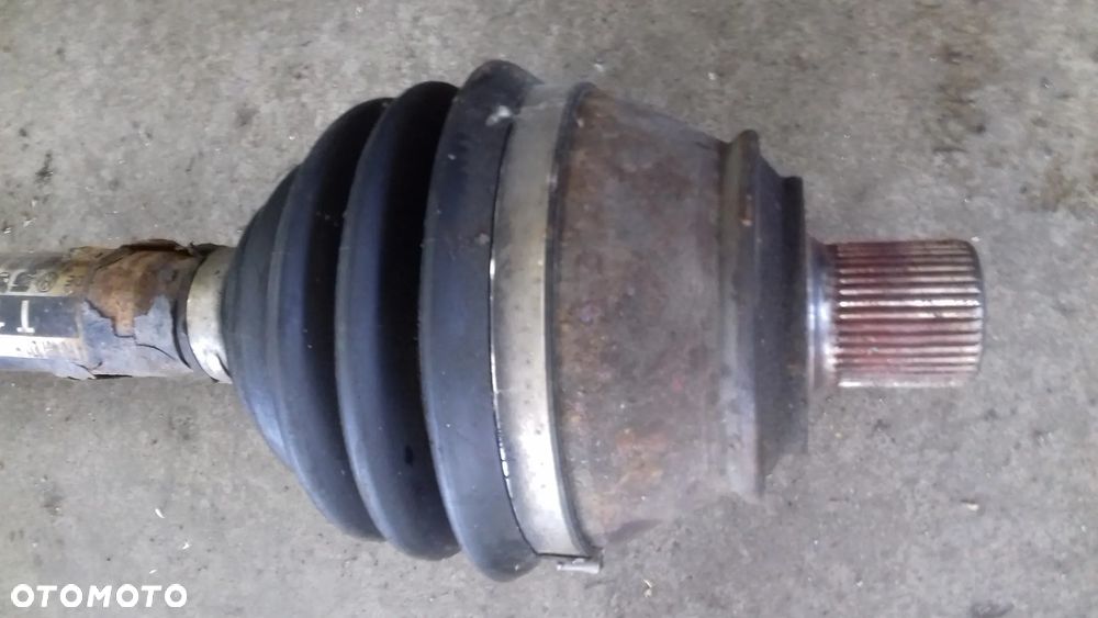 półoś lewa prawa 4F0407271H 4F0407272H A6 C6 2.4 automat - 4