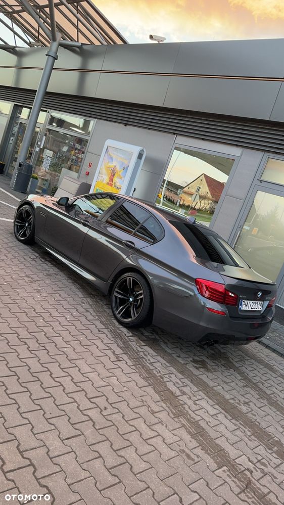 BMW Seria 5 528i xDrive - 5