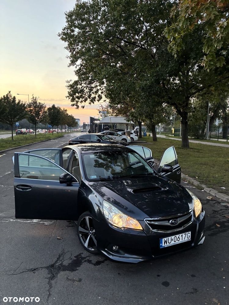 Subaru Legacy - 6
