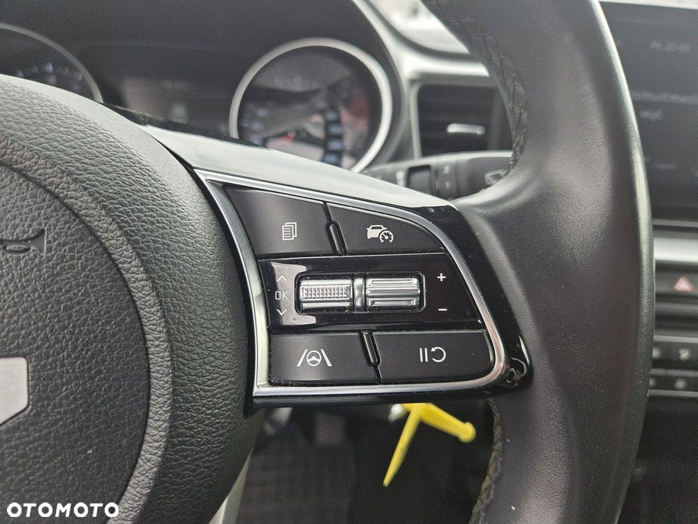Kia Ceed 1.5 T-GDI M - 22