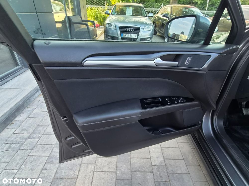 Ford Mondeo 1.6 TDCi Ambiente - 20