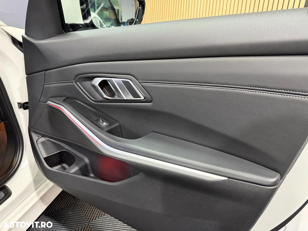 BMW Seria 3 330e AT PHEV - 29