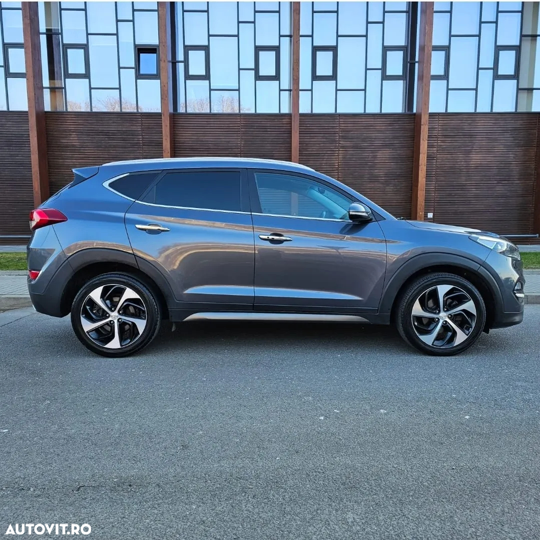 Hyundai Tucson 2.0 CRDI 4WD 8AT Luxury - 4