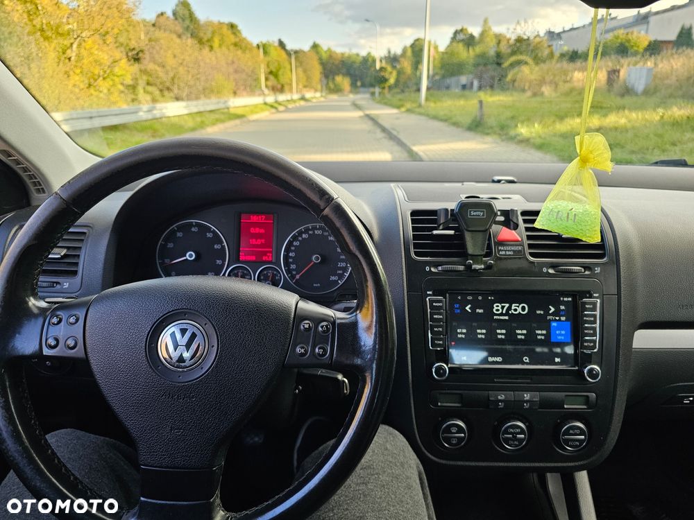 Volkswagen Jetta 2.0 FSI Comfortline - 6