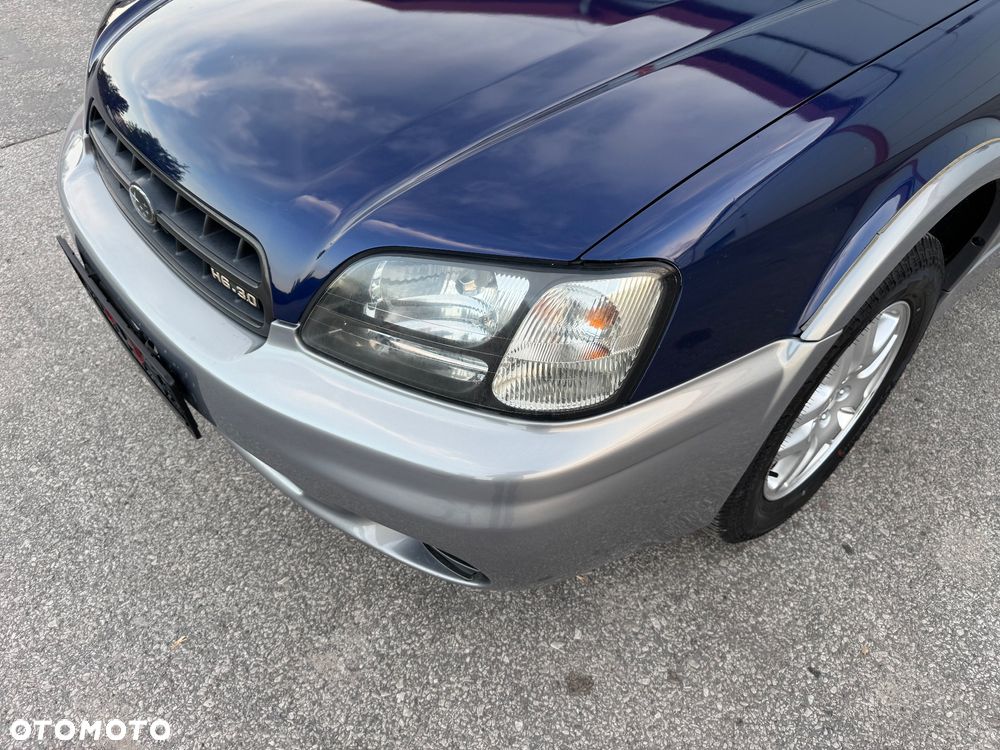 Subaru Outback 3.0 H6 - 11