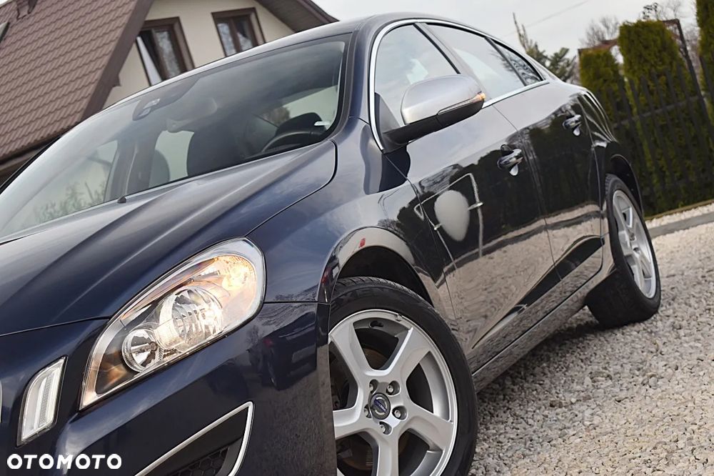 Volvo S60 D3 Momentum - 2