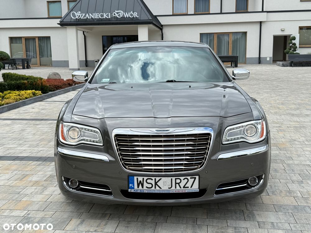 Chrysler 300 - 10