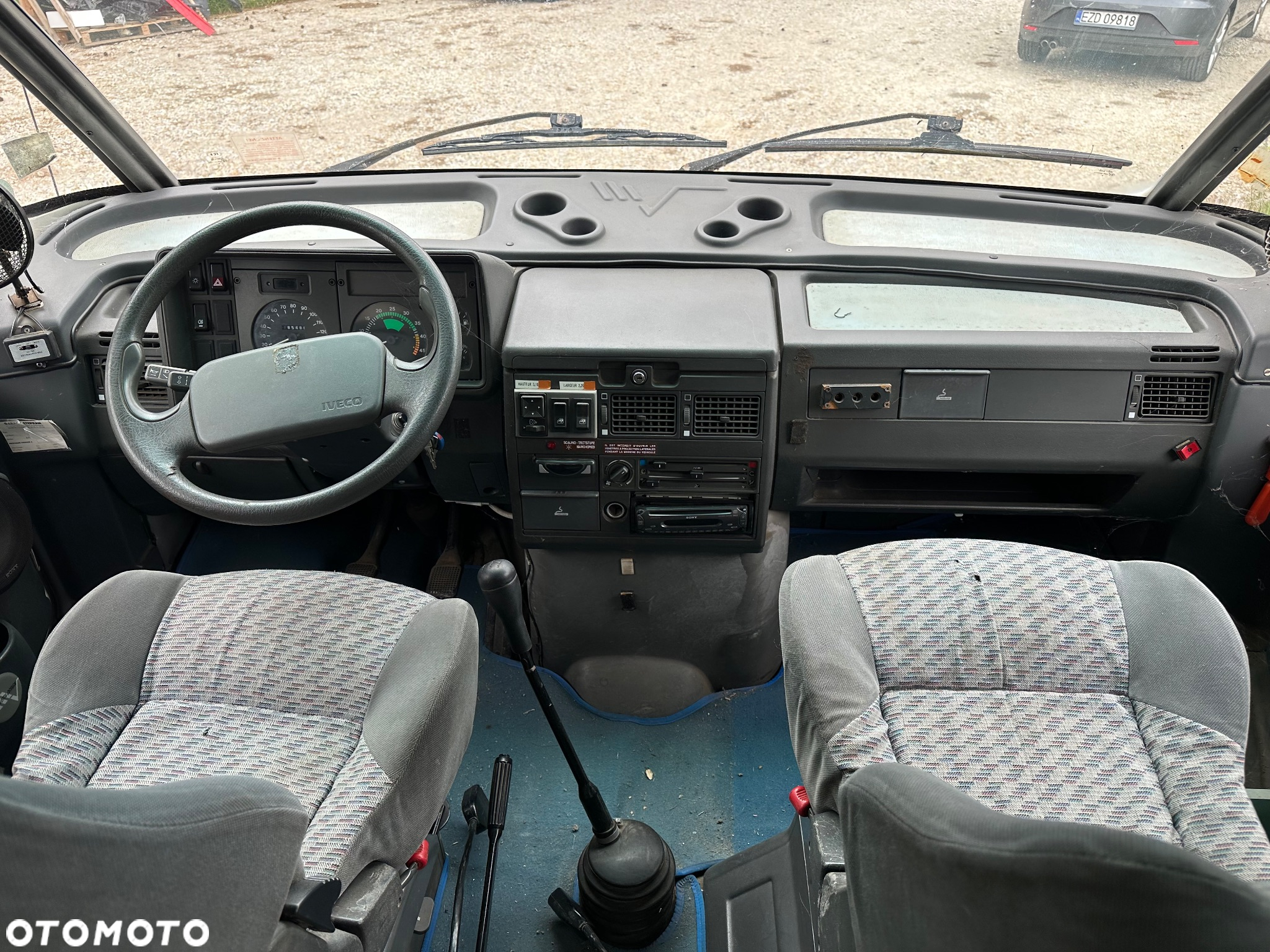 Iveco Daily 35S12 D - 16