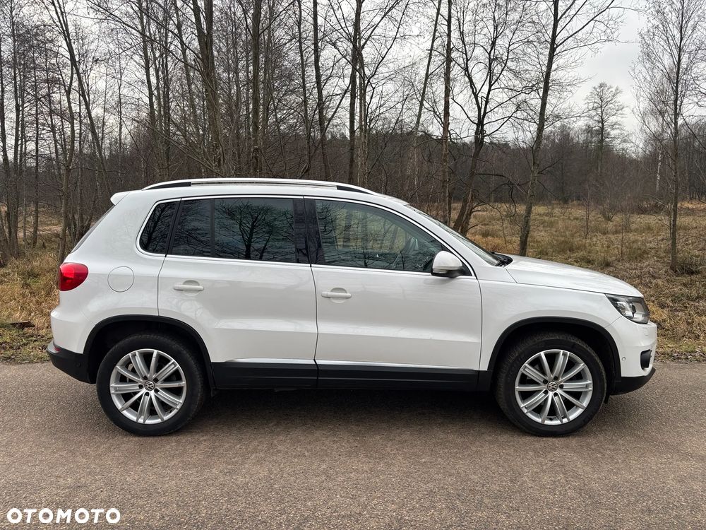 Volkswagen Tiguan 2.0 TDI DPF BlueMotion Technology Cup Sport & Style - 5