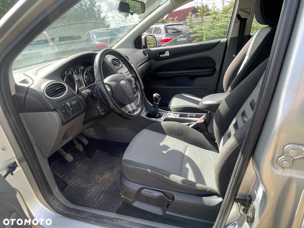 Ford Focus 1.6 TDCi DPF Silver Magic - 10