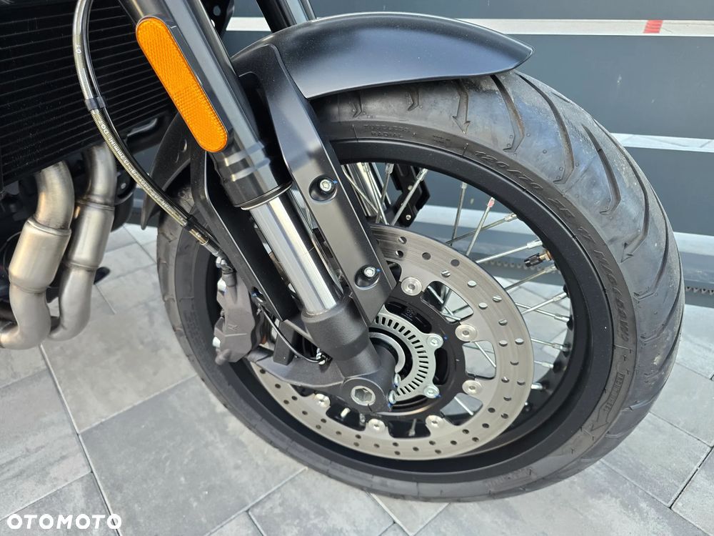 Brixton Crossfire - 21