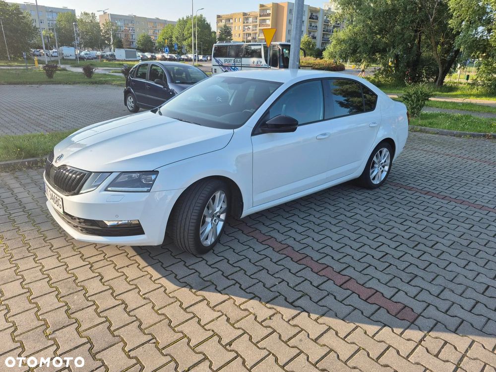 Skoda Octavia 1.5 TSI ACT Style DSG - 9