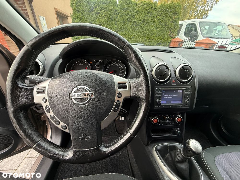 Nissan Qashqai+2 2.0 Tekna - 25