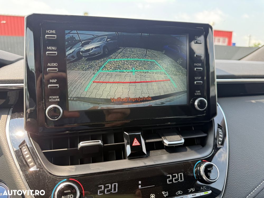 Toyota Corolla 1.8 Comfort - 34