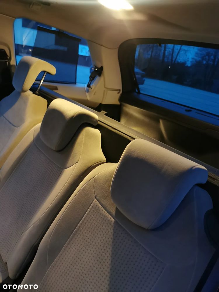 Citroën C4 Picasso 2.0 HDi FAP Exclusive - 2