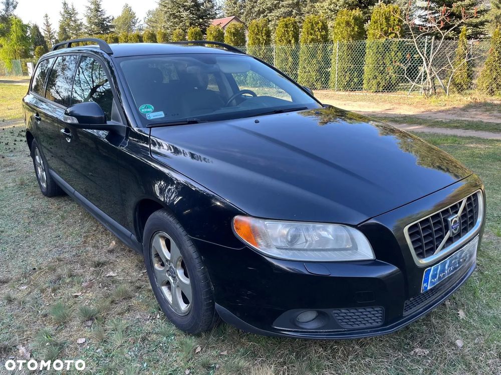 Volvo V70 2.0D Momentum - 1