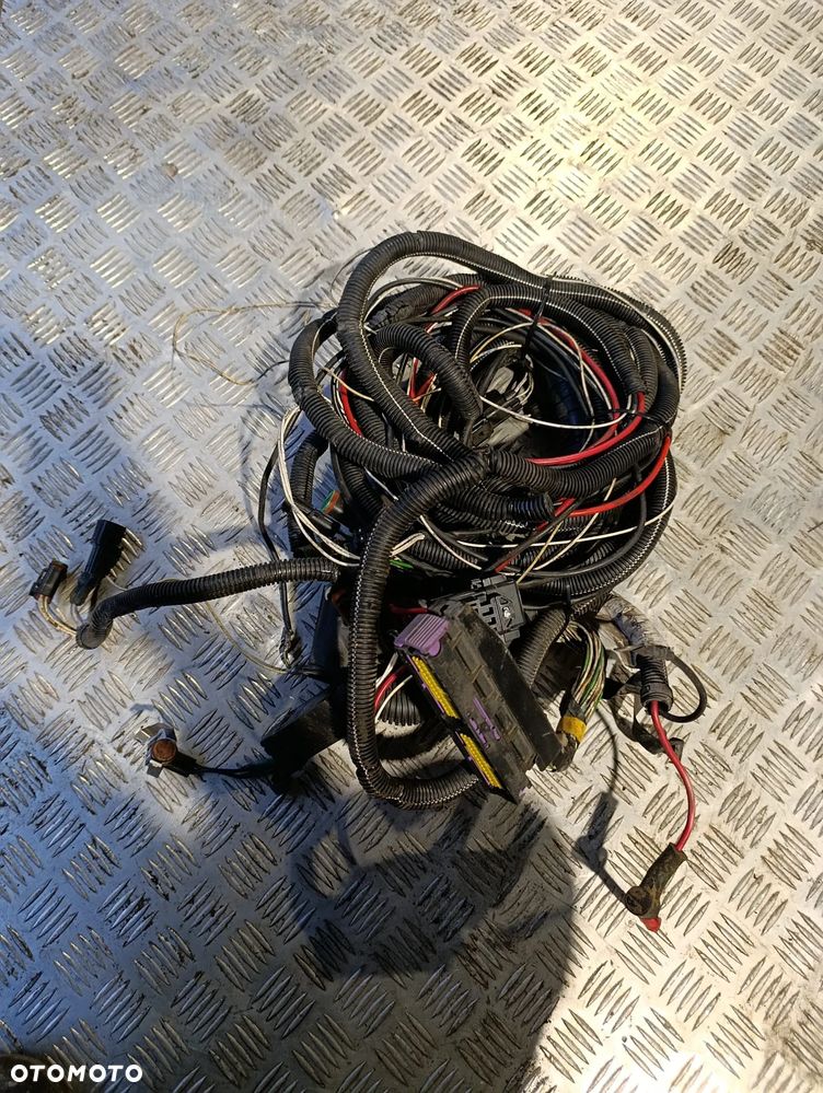 INSTALACJA ELEKTRYCZNA CARRIER XARIOS 300 350 12V - 3