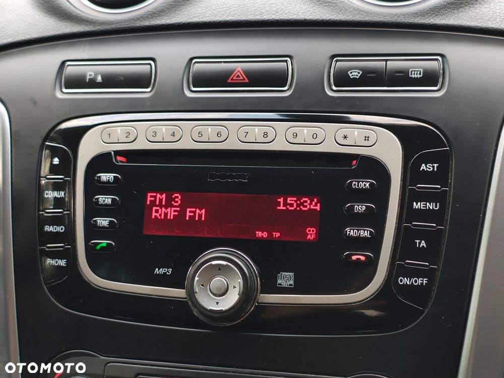 Ford Mondeo - 23