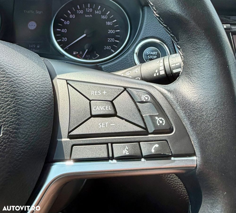 Nissan Qashqai - 11