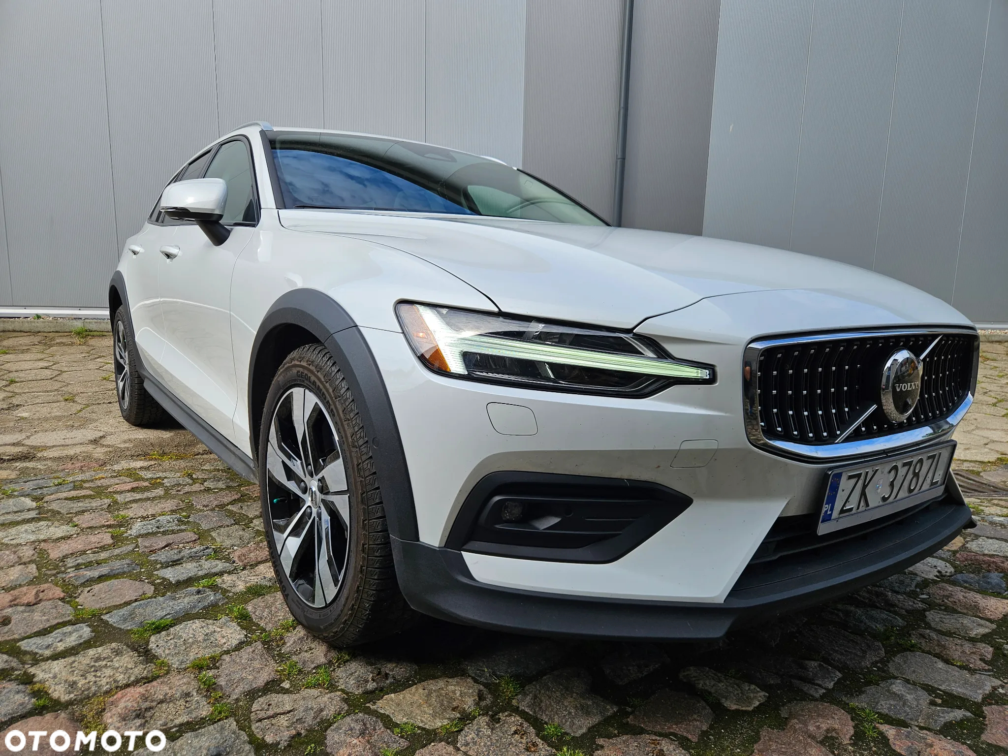 Volvo V60 B5 B AWD Geartronic Momentum - 8