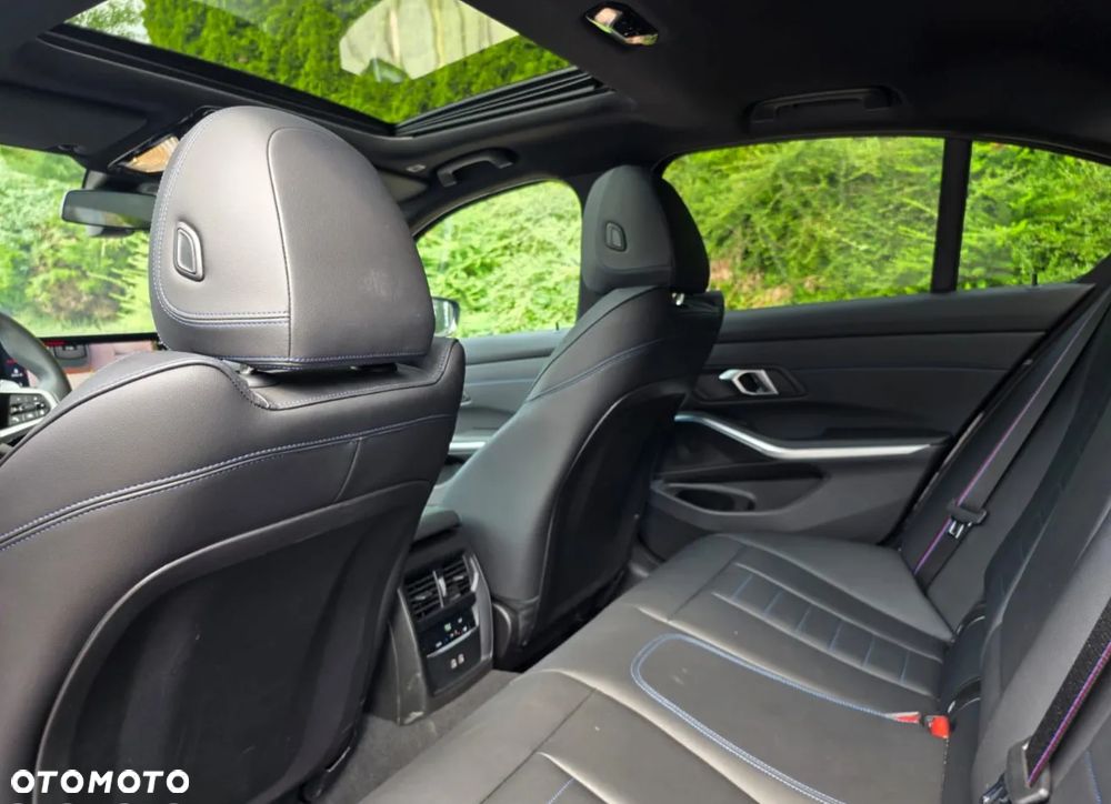 BMW Seria 3 330i xDrive M Sport sport - 13