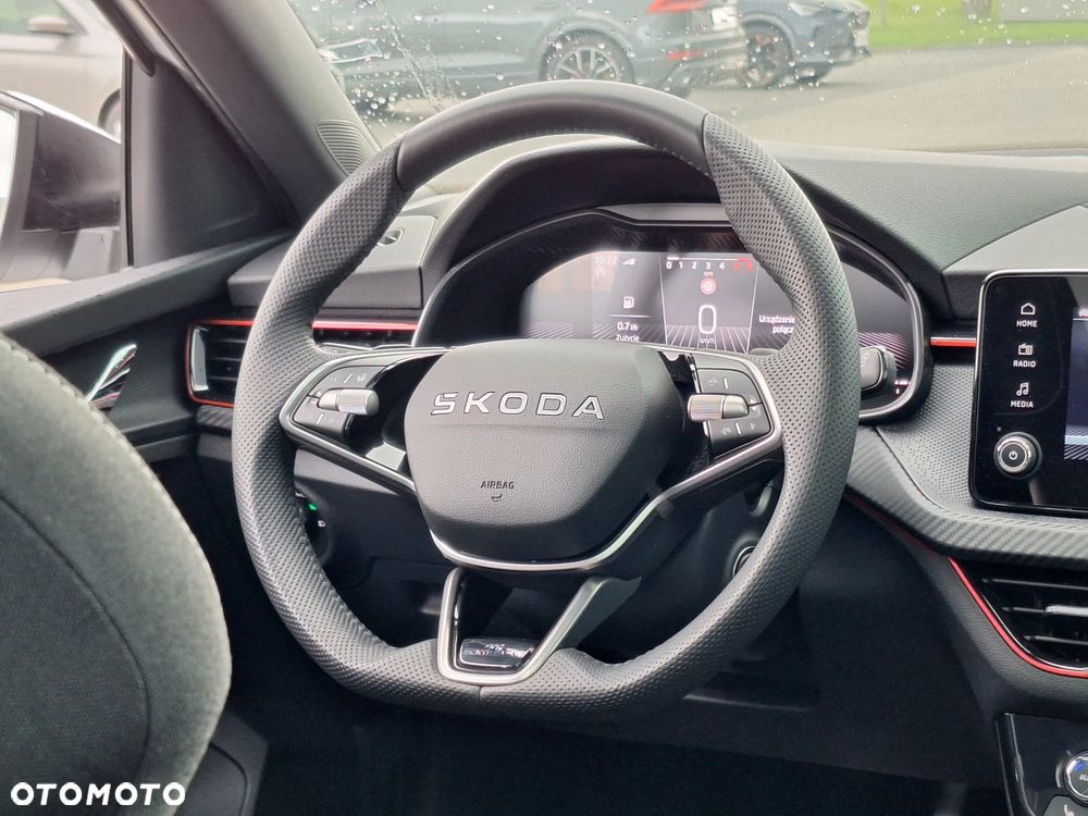 Skoda Kamiq 1.5 TSI Monte Carlo DSG - 17
