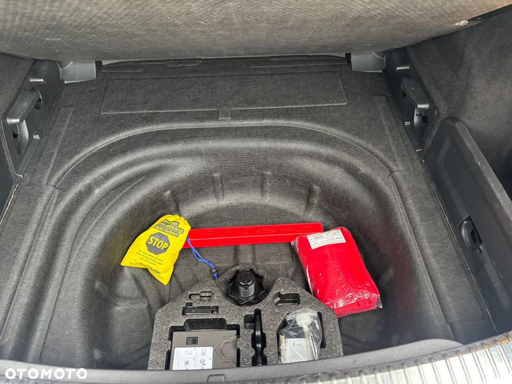 Seat Leon 2.0 TDI DPF Style - 12