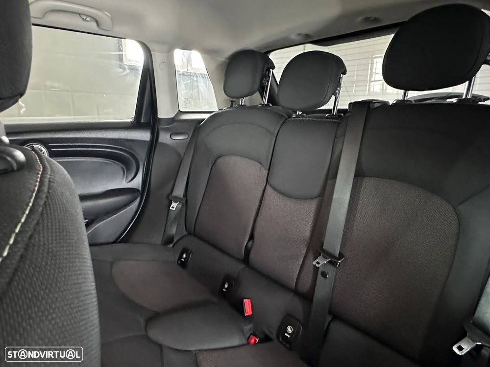 MINI 5 Portas Cooper D Seven - 10