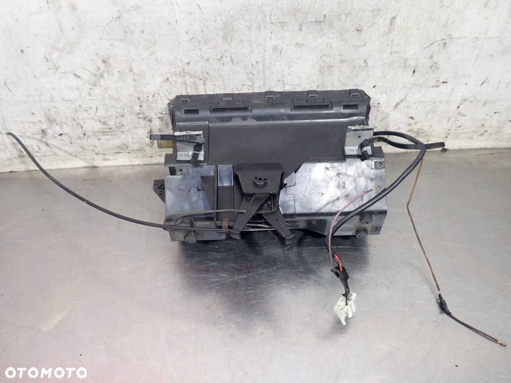 NAGRZEWNICA WENTYLATOR MERCEDES T1 KACZKA 207D 9225212117  9225213117 - 3