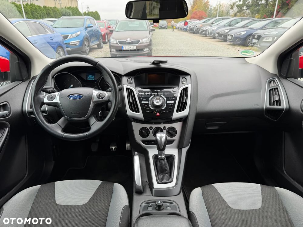 Ford Focus 1.6 EcoBoost Trend Sport - 27