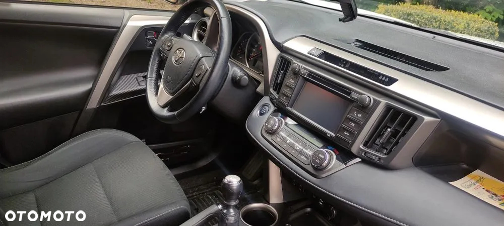Toyota RAV4 2.0 Premium - 6