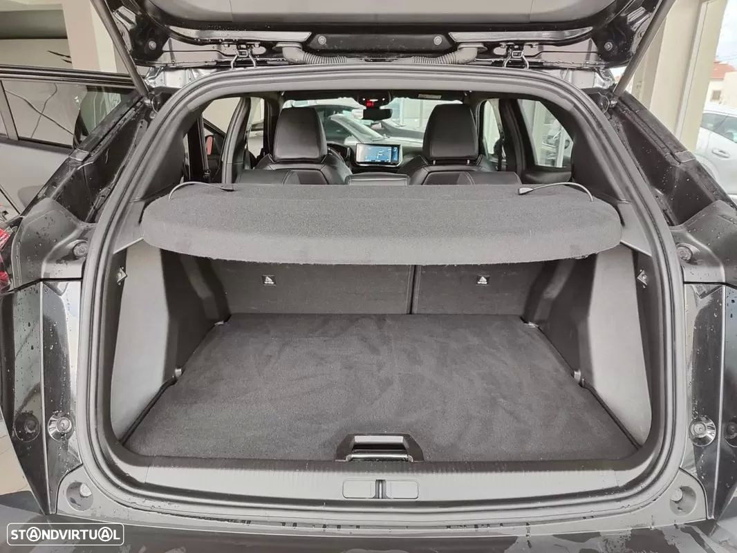 Peugeot 2008 1.2 PureTech GT Pack EAT8 - 13