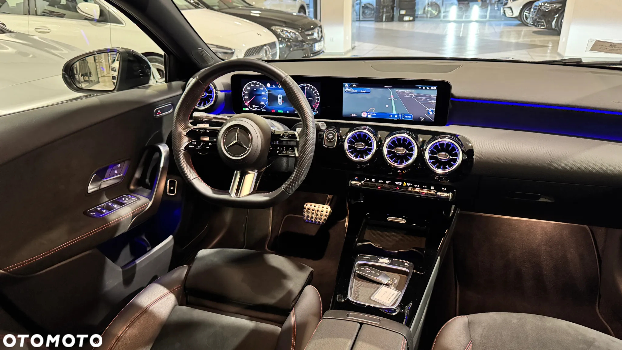 Mercedes-Benz Klasa A 250 e PHEV AMG Line 8G-DCT - 10
