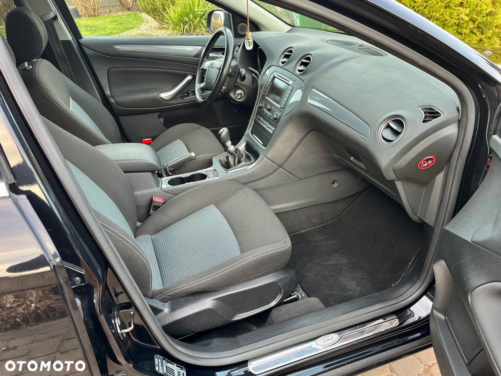 Ford Mondeo 2.0 TDCi Trend - 11