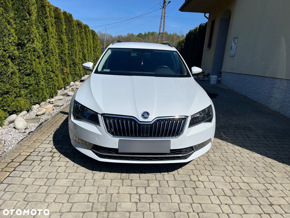 Skoda Superb 1.6 TDI Ambition DSG - 1